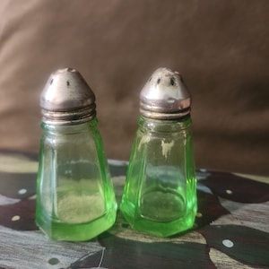 1930s Hazel Atlas Vaseline Uranium Glass Salt & Pepper Shakers