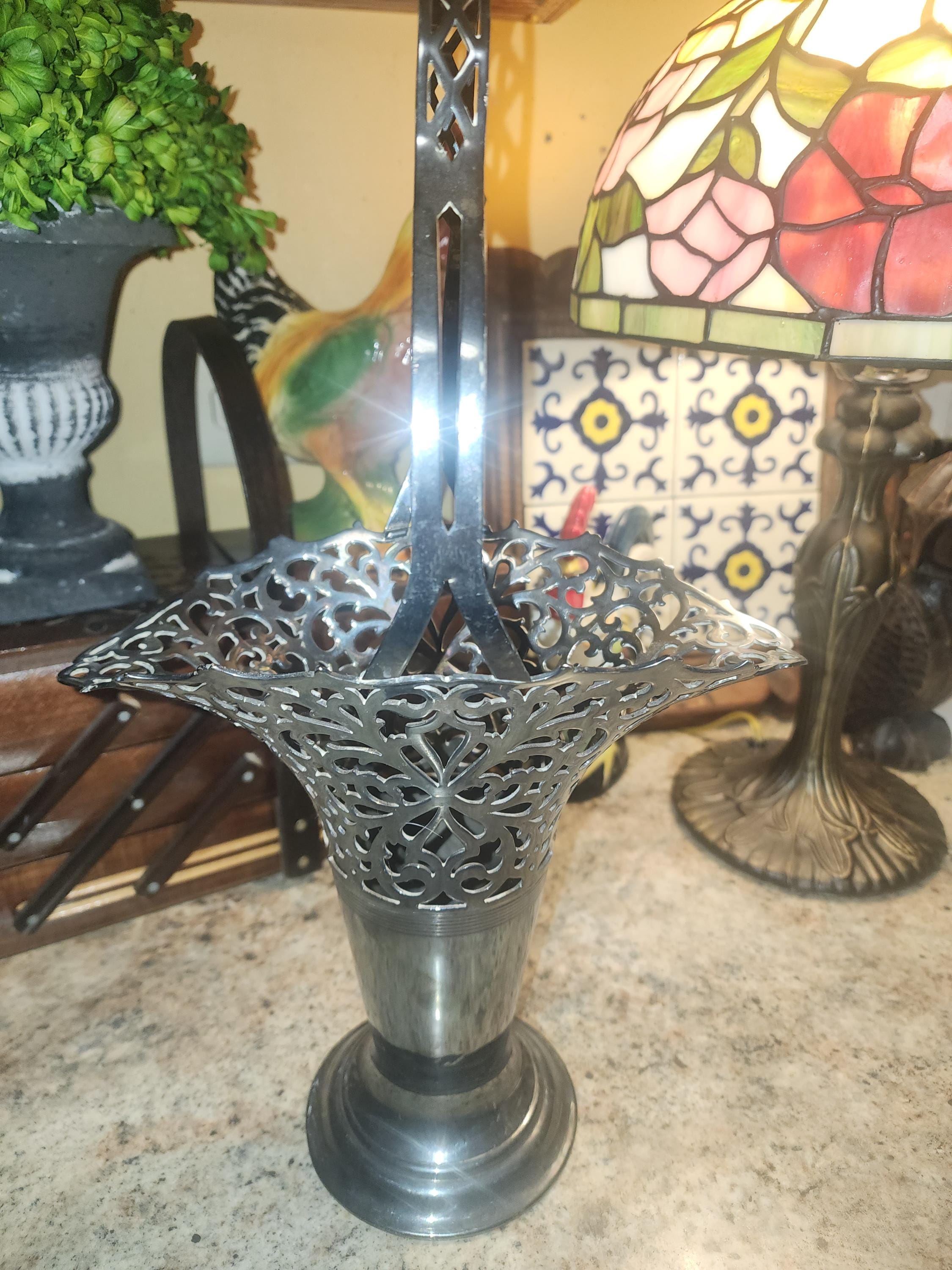 Antique Knickerbocker Silver Co Silverplate Basket 15 1/2 Inches