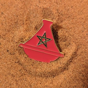 Épinglette en émail pour tajine drapeau du Maroc