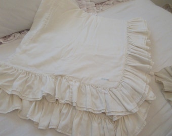 Rachel Ashwell Shabby Chic Couture Double Ruffled Silk Damask Florals Queen Duvet
