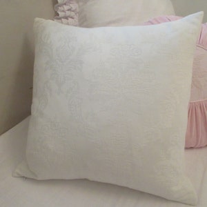 Rachel Ashwell Shabby Chic Couture Satin Damask Pillow New