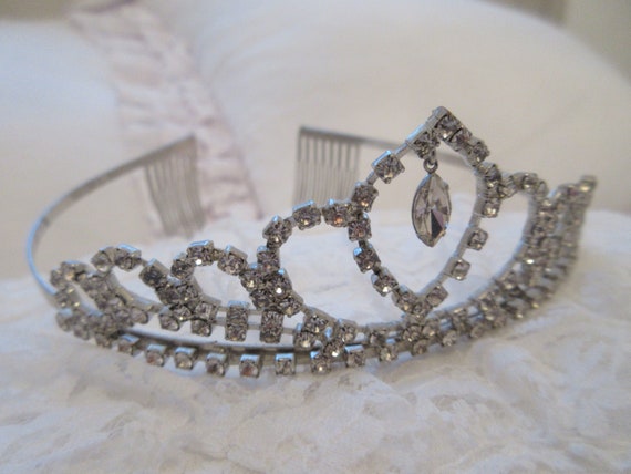 Silver Rhinestone Tiara Crown With Combs - Sparkly Crystal Crown For Weddings, Birthdays & Parties