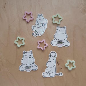 Moomin Sticker: Relaxed Finnish Cartoon Vinyl Decal
