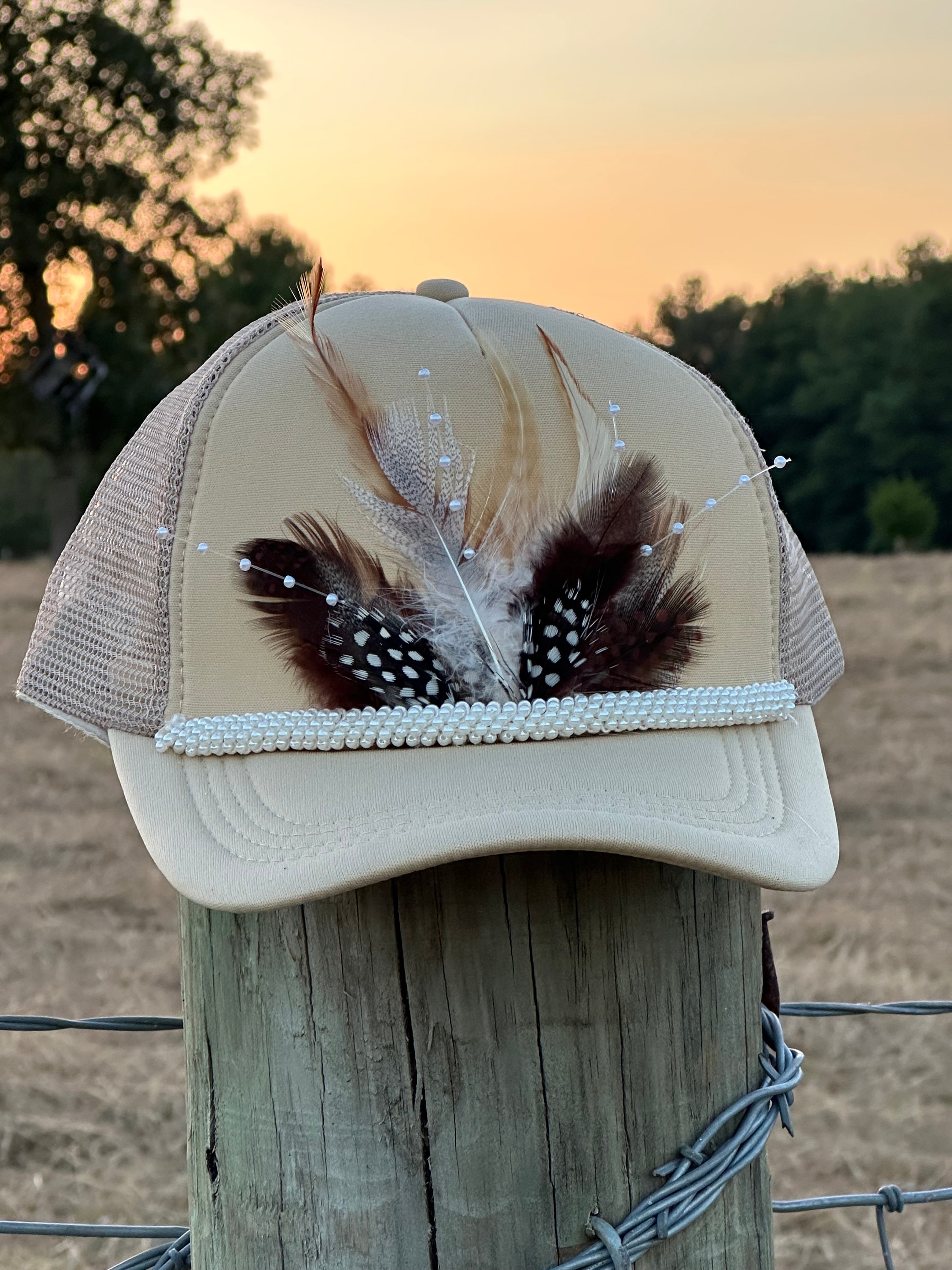 braves feather hat