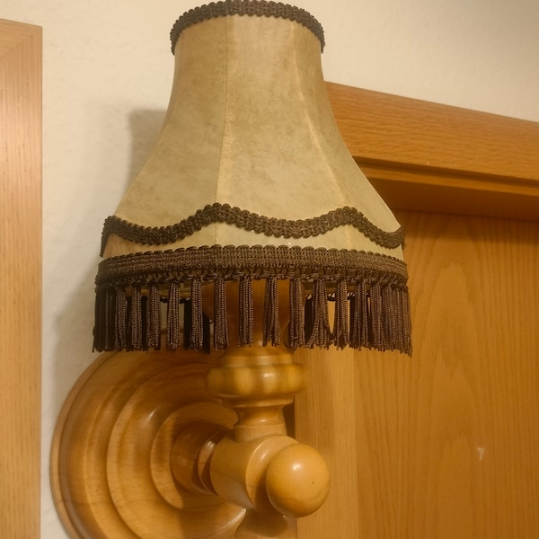 Vintage DDR Wandlampe Wandleuchte Lampe mit Lampenschirm Schalter über Zugband