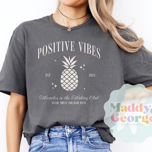 Chemise personnalisée de jour de transfert de FIV, chemises de guerrier de l'infertilité, tshirt d'ondes positives de FIV, cadeau de jour de récupération d'oeufs de chance, cadeaux de transfert d'embryon