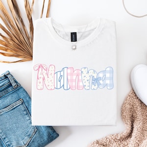 Camiseta de abuela, regalo para abuela, camisetas lindas para abuela, la mejor camiseta para abuela, regalo de nietos, anuncio de embarazo para abuela, regalos para el Día de la Madre