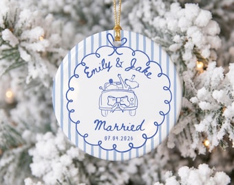Custom First Married Christmas Bauble, Personalized Wedding Gift For Couples, 1st Xmas As Mr & Mrs Keepsake, Newlywed Christmas Ornament,