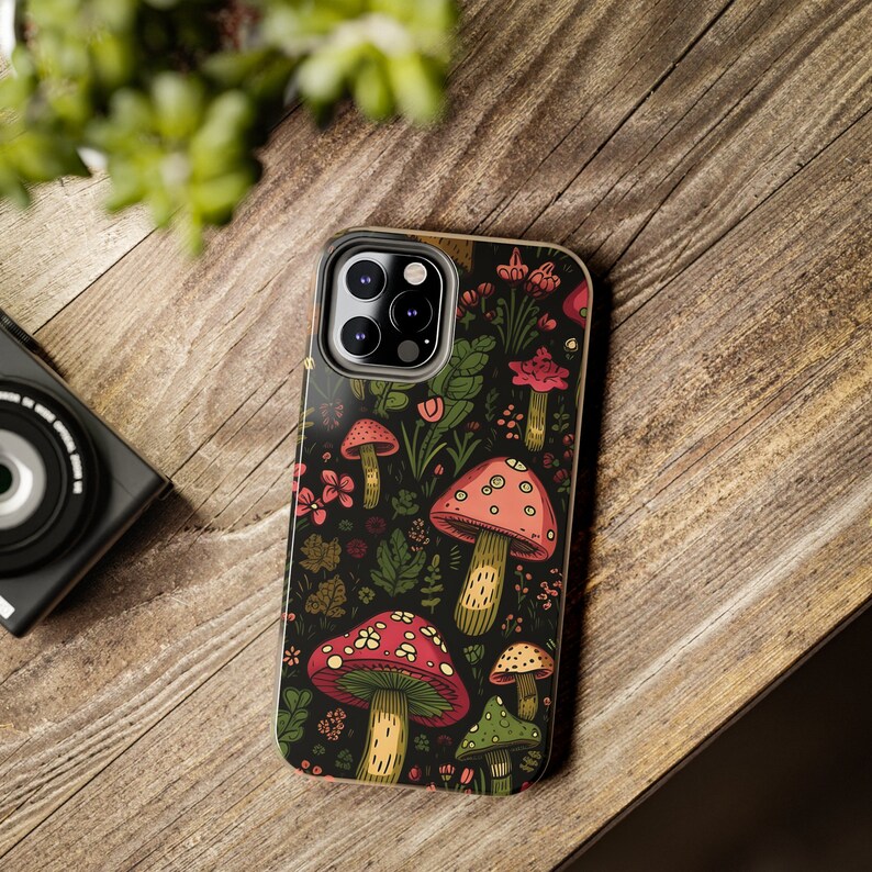 Pilz und Blumen iPhone Hüllen, Blumendruck, iPhone Hülle mit Blumendruck, Botanische iPhone Hüllen, Cottagecore iPhone Hülle, Niedliche iPhone Hüllen Bild 5