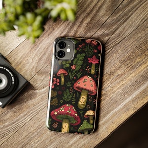 Pilz und Blumen iPhone Hüllen, Blumendruck, iPhone Hülle mit Blumendruck, Botanische iPhone Hüllen, Cottagecore iPhone Hülle, Niedliche iPhone Hüllen Bild 6