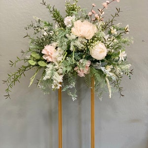Ivory Blush Pink Greenery wedding Centerpiece, Bouquets, Table Decoration Flowers Eucalyptus
