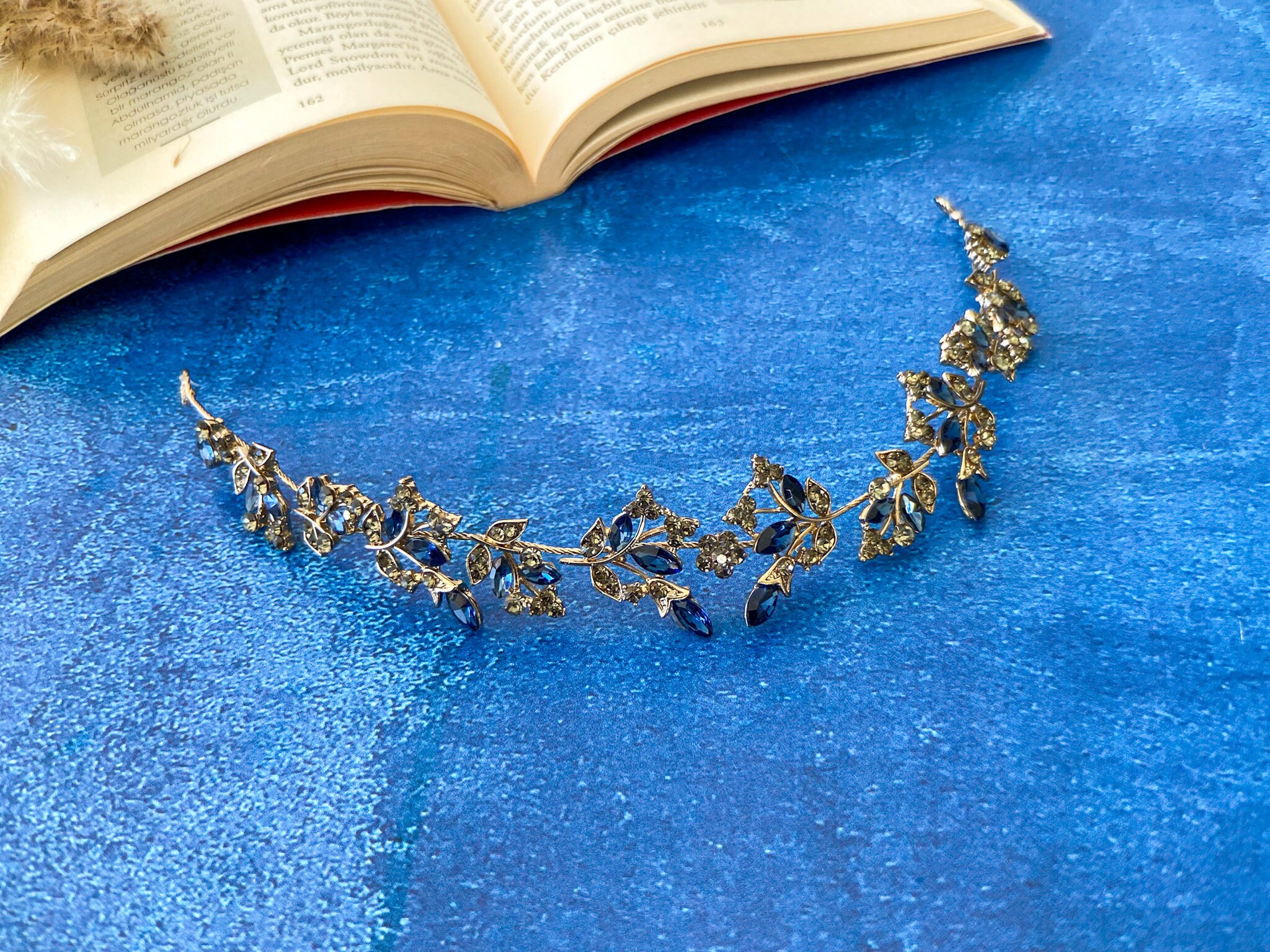 Golden Floral & Pearls Tiara Crown, Tiara Wedding, Gold Tiaras, Gold