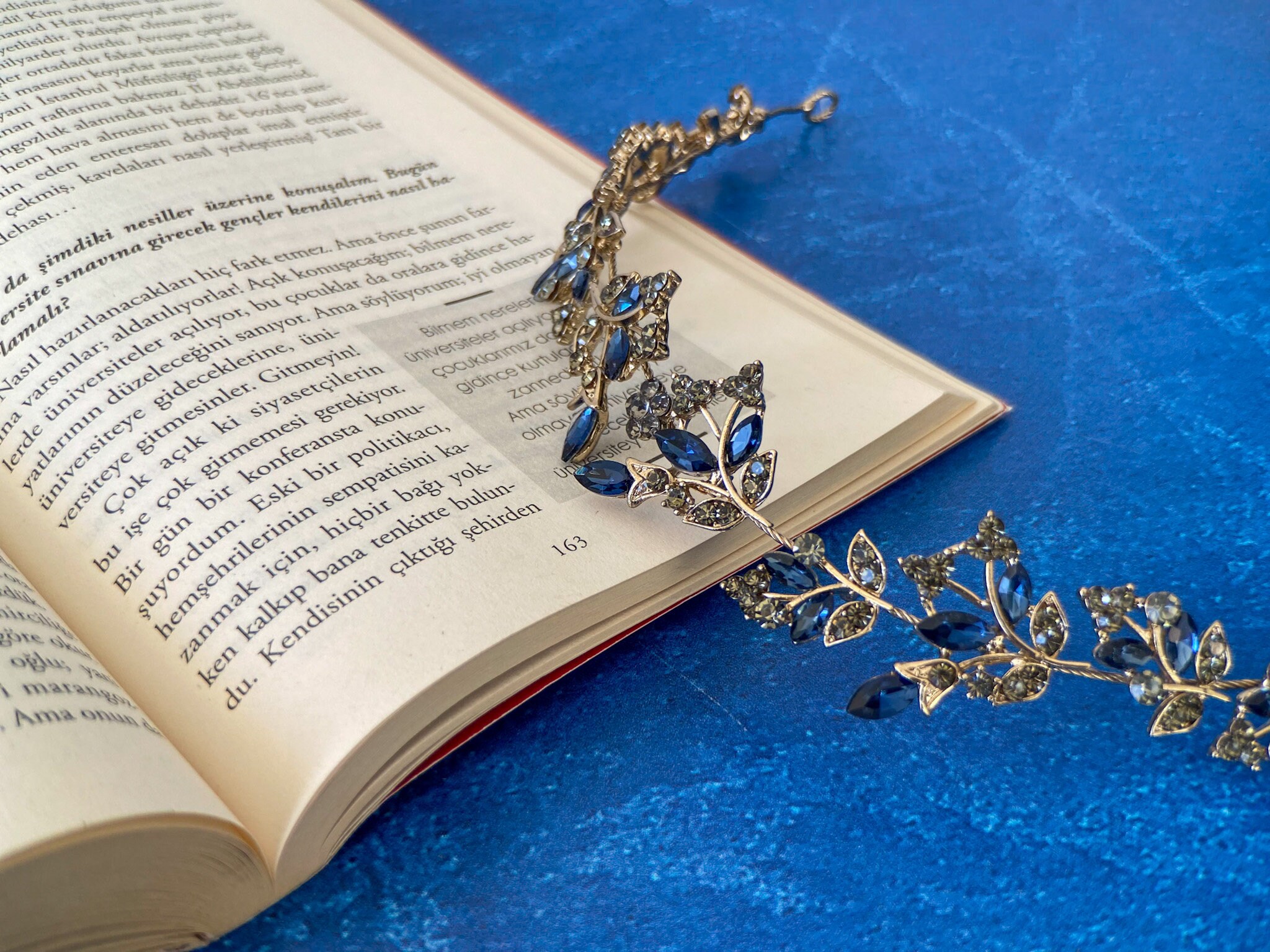 Golden Floral & Pearls Tiara Crown, Tiara Wedding, Gold Tiaras, Gold