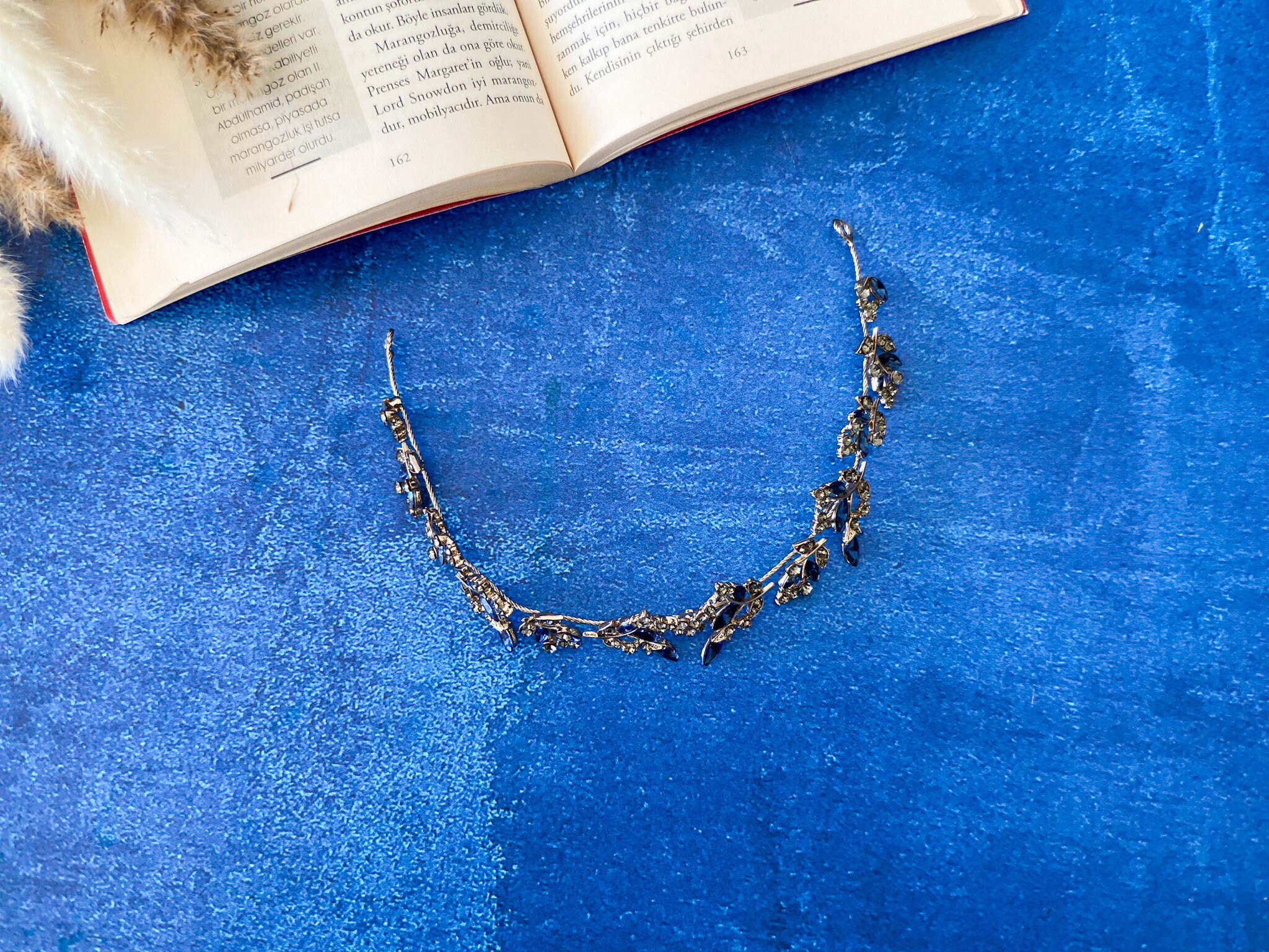 Golden Floral & Pearls Tiara Crown, Tiara Wedding, Gold Tiaras, Gold