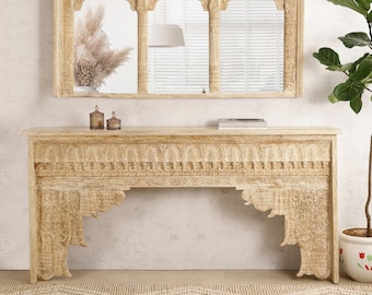 Handgesneden Maharaja-tafel: vintage Indiase houten halmeubels