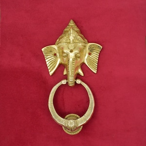 Hand Carved Brass Door Knocker Antique Door Knocker Vintage door Knocker for Home Royal Vintage Door knocker Hardware Antique Hardware