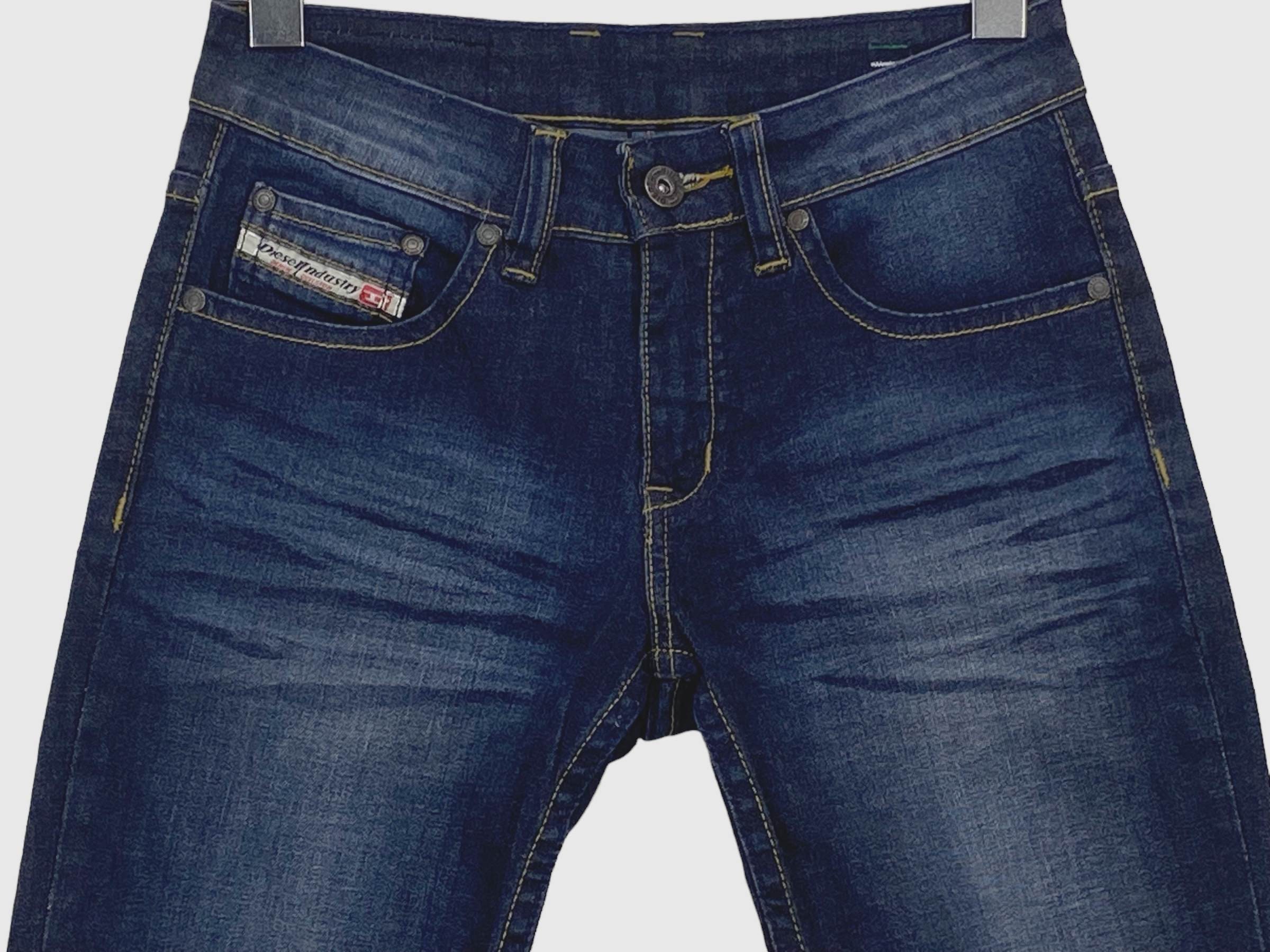 ディーゼル フレア デニム ジーンズ：ダメージ加工 ローライズ、サイズ