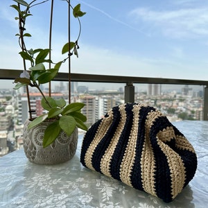 Handmade Raffia Pouch Bag, Chic Black-Beige Crochet Straw Bag for Everyday Use, Unique Gİft For Her