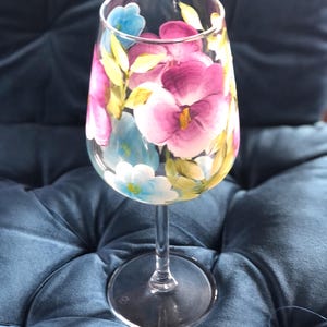 hand painted botanical wine glass and matching gift bag.  gift for her. birthday. wedding favour. bridesmaid. mother of the bride.
