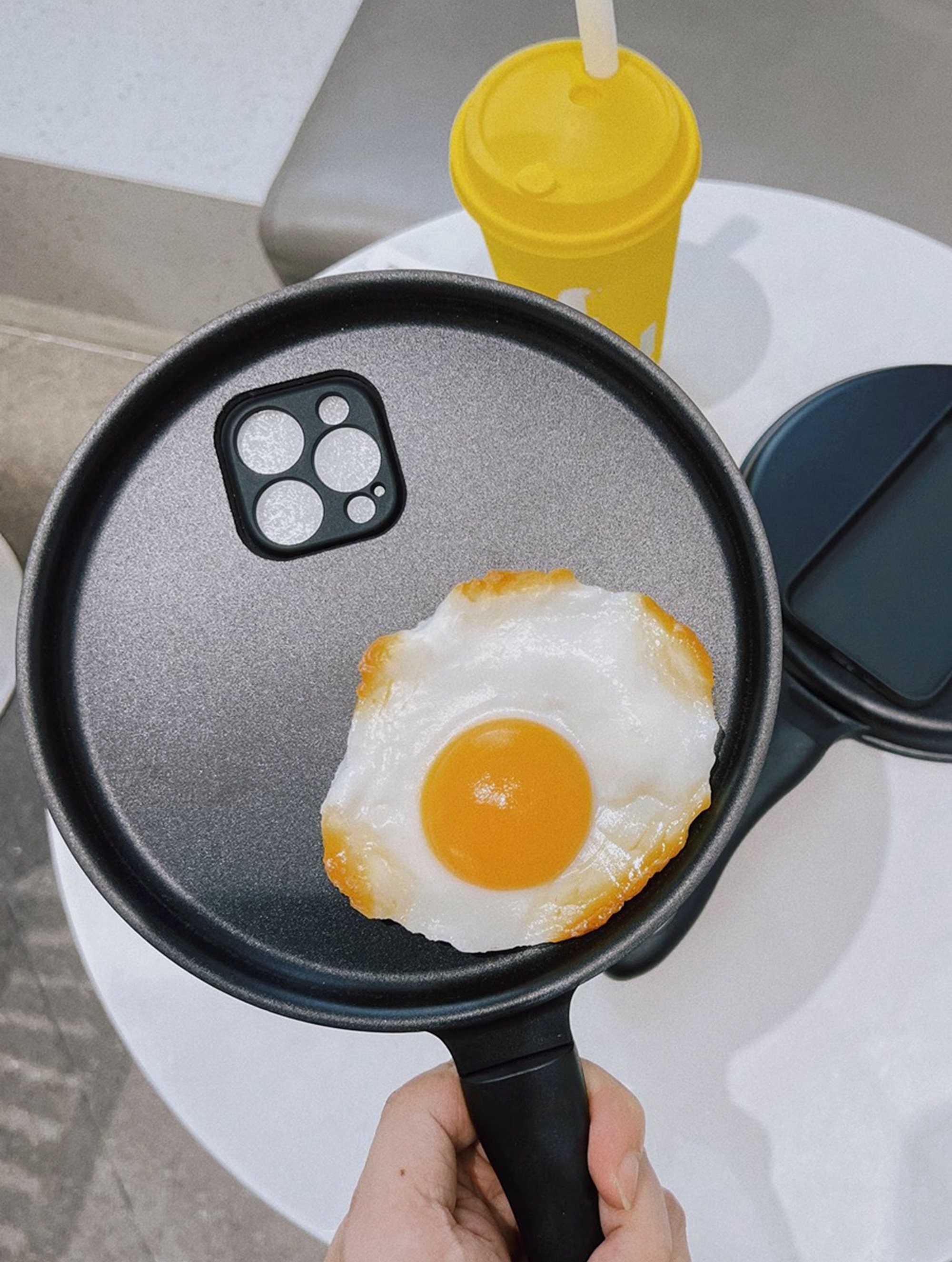 Funny Pan Fried Eggs Phone Case Funny Fried Egg for iPhone 15 14 13 11 12  Pro Max X XS XR Drop Proof Silicone Case 
