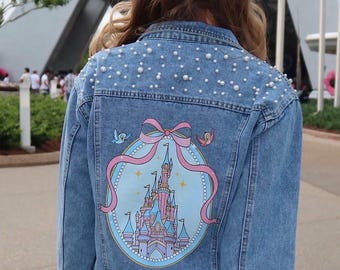 Giacca in denim di perle Disney, giacca di jeans Disney personalizzata, giacca decorata con perle, abito da viaggio Disney, giacca Disneyland, abito Disney World
