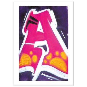 Pôster de grafite com letra A do alfabeto e nome para presente