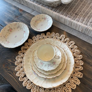 Mikasa Remembrance 5 piece place setting (12 piece place setting available if looking for large family). Many additional pieces available!
