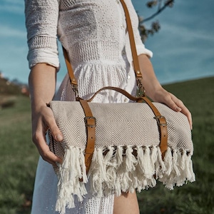 REAL Leather (NOT Synthetic / PU / Vegan) Crossbody Blanket Strap / Brown