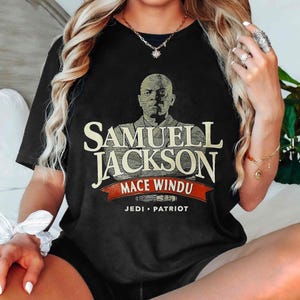 Retro Star Wars Samuel Jackson Mace Windu T-shirt, Jedi Patriot Star Wars Shirt, Star Wars Fan Gift, Hollywood Studio, Galaxy&#39;s Edge Trip