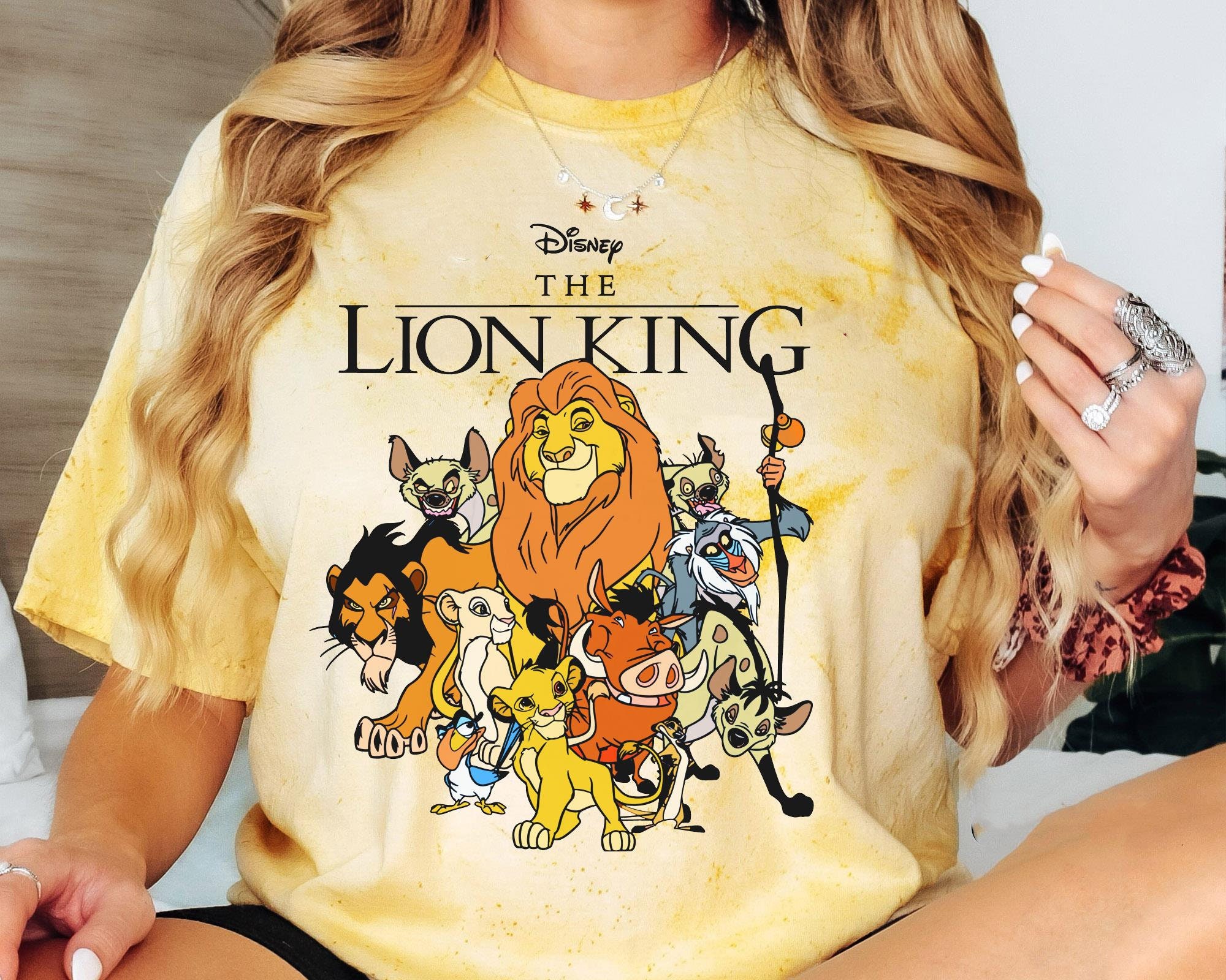 Retro the Lion King Group Characters Comfort Color Blast T-shirt 