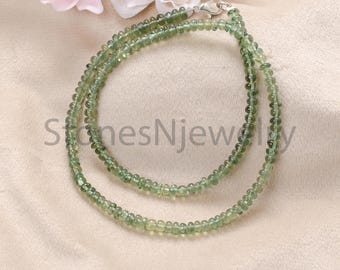 Collana con perline lisce in apatite verde, collana con perline in pietra preziosa in apatite verde, gioielli in apatite, collana in apatite, collana regalo da donna