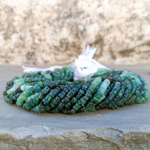 AAA Green Emerald Smooth Heishi Tyre Shape Gemstone Beads, Natural Emerald Plain Gemstone Beads, Emerald Heishi Tyre Shape Beads, 13&quot; Strand