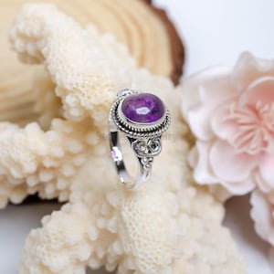Beautiful Amethyst 925 Sterling Silver Designer Ring for women, Engagement ring, Vintage Antique ring for women, Amethyst Gemstone Ring,Sale