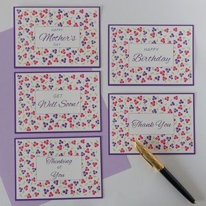 Set de 5 tarjetas con motivo floral de lunares, Feliz Cumpleaños, ¡Que te mejores pronto!, Gracias, Pensando en ti, Feliz Día de la Madre