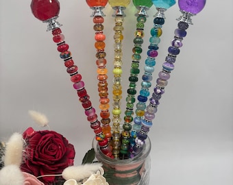 Estaca decorativa de jardín hecha a mano con cuentas, decoración acrílica para jardín, marcador de plantas.