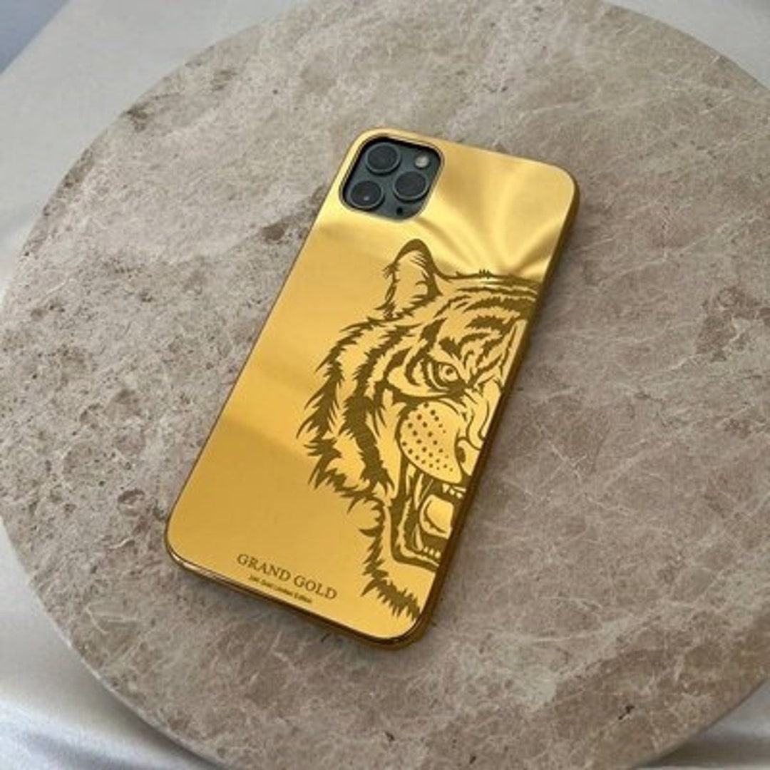 REAL GOLD iPhone 15 Pro & 15 Pro Max Cases / Customizable Gold iPhone