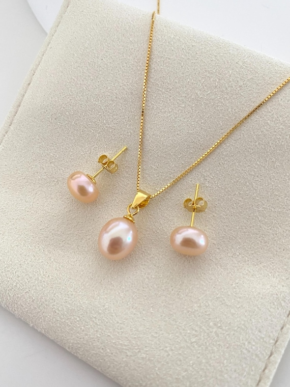 Peach Cultured Freshwater Pearl Earrings Crystal Gold-plated Peach Cultured Freshwater Pearl Earrings Crystal Gold-plated