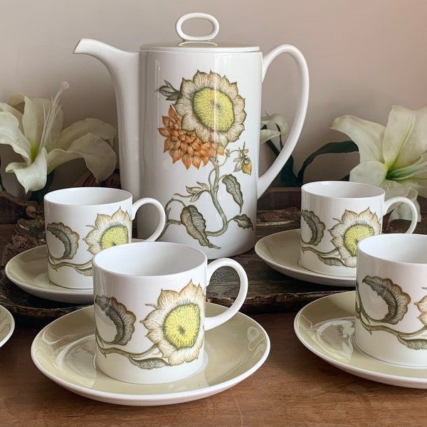 Vintage Susie Cooper Pre Wedgwood Sunflower Coffee Set for 6 Bone China Made in England 1960’s