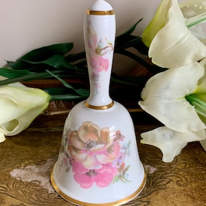 Vintage Fine Bone China Countess Flower Bell Made in England