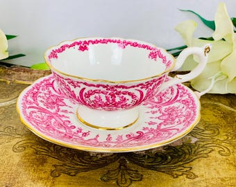 Vintage Coalport Footed Tea Cup & Saucer Pink Basket Floral with Garland and  Gold Gilding 5012