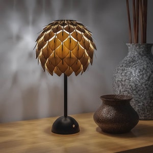 Lámpara portátil y recargable Pinecone - Lámpara de mesa de madera Pinecone Mini - Lámpara de noche de madera - Lámpara de escritorio - Lámpara de escritorio - Lámpara de escritorio rústica