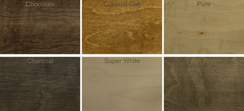 Pode incluir: Uma cole&ccedil;&atilde;o de amostras de verniz para madeira em v&aacute;rias cores. As amostras incluem Chocolate, Colonial Oak, Pure, Charcoal, Super White e Ash Grey. Cada amostra &eacute; rotulada com o respectivo nome da cor em uma fonte sem serifa.