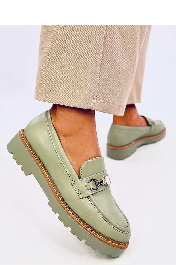 Mocassini con plateau verdi autunnali da donna con ciondolo - Technical View