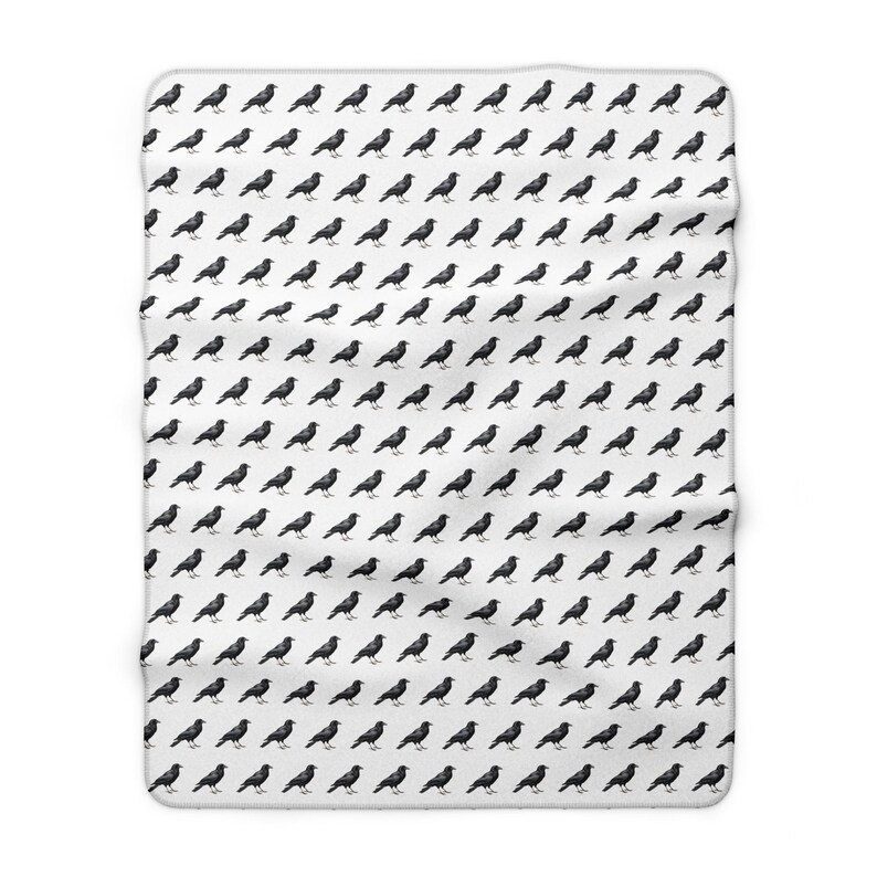 Sherpa Blanket, Crow Design - Cozy Throw Blanket, Wildlife Lover Gift, Animal Print Decor, Nature Inspired Bedding, Unique Home Decor image 7