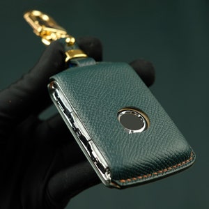 Personligt lädernyckelfodral till Volvo, nyckelfodral till Volvo-serien, present till mamma till Volvo XC90, XC60, V60, nyckelfodral till 2024, nyckelhållare