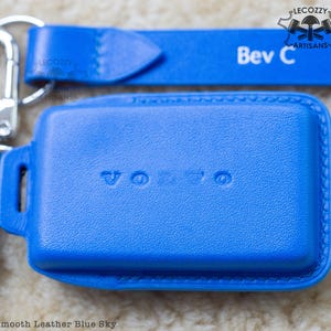 Funda para llavero Volvo EX30, funda para llavero sin llave Volvo Electric EX90, accesorios de carcasa de cuero para llave de coche, juego personalizado de correa de muñeca Airtag