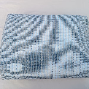 Trapunta in cotone a righe Kantha fatta a mano, trapunta in cotone morbido, copriletto, trapunta con stampa a blocchi, trapunta in cotone indiano, trapunta indiana