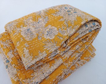 Couette Kantha faite main, couleur jaune, conception unique, literie matelassée Kantha faite main, couvre-lit imprimé, jetée, couette esthétique