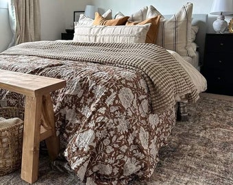 Premium Brown Kantha Throw Blanket, Handmade Floral Design Kantha Quilt, Moody King Size Quilted Bedspread Boho Brown Bedding for Home Decor