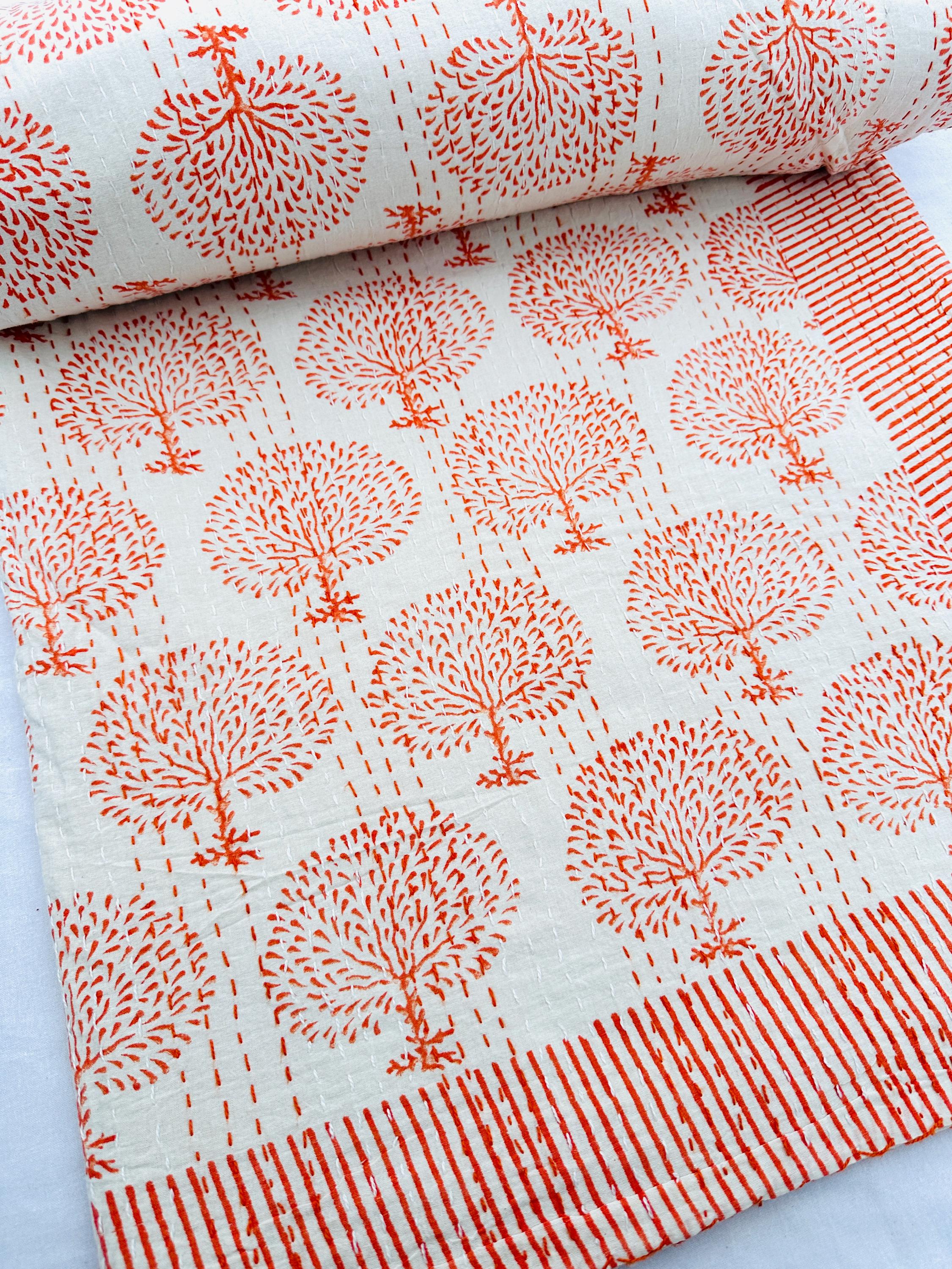 ヴィンテージ風カンタキルト、手縫いのインド綿ベッドスプレッド